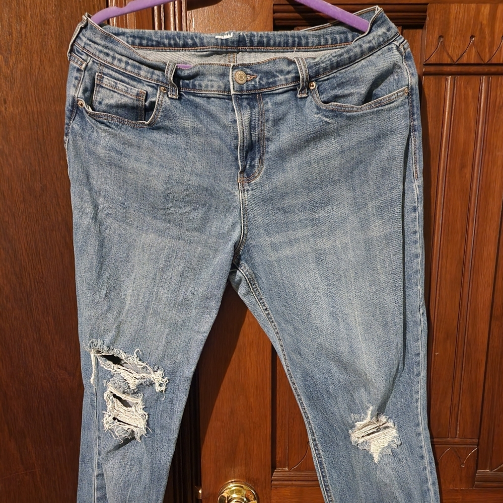Old Navy Size 12 Straight Leg Mid Rise Distressed Jeans